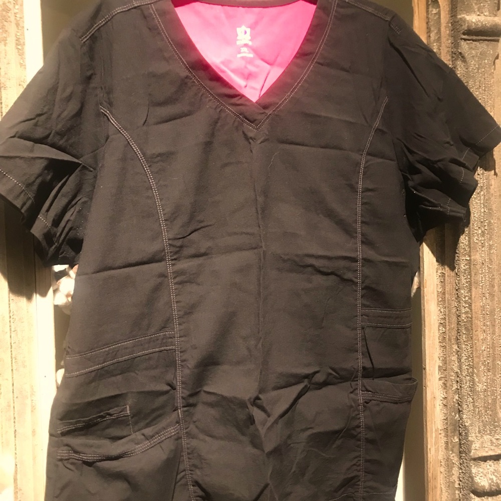 Womens scrub top 2XL